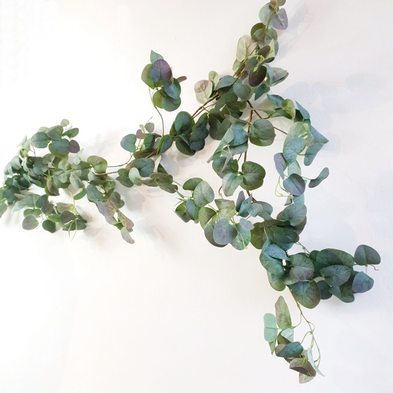 Girlanda z eukaliptusa 180cm powder green